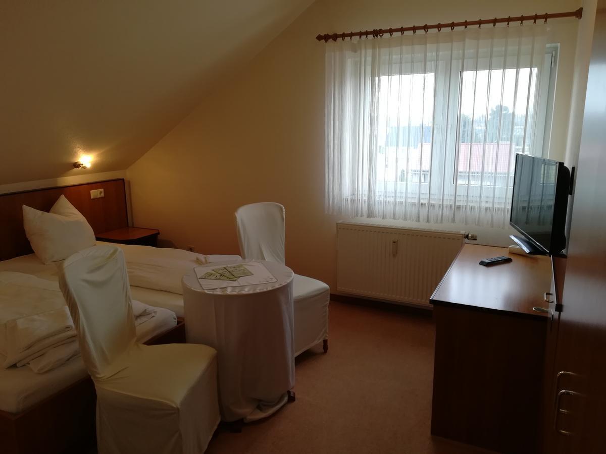 Weinbau & Pension "8Zeilen" Golk Экстерьер фото